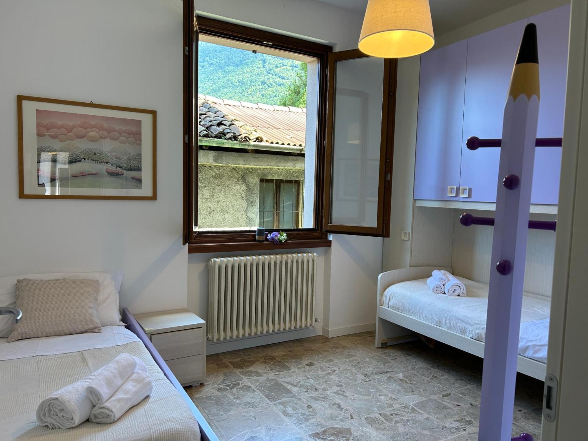Terrazza Fucinetta Apartment Introbio ภายนอก รูปภาพ